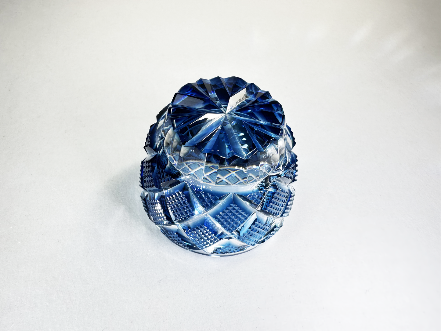 Authentic Satsuma Kiriko Sake Cup (Ochoko/Guinomi): Deep Blue Diamond Cut — Traditional & Luxurious 薩摩切子 お猪口/ぐい呑み:濃紺 伝統と贅沢な輝き