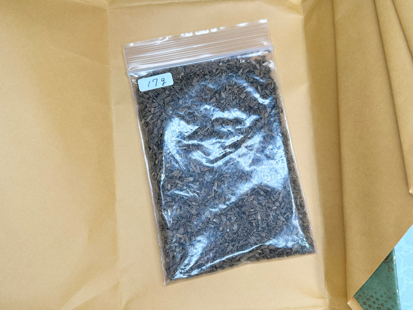 Premium Jinko (Agarwood) Chips - 17g Pack 最高級 沈香チップ 17g入
