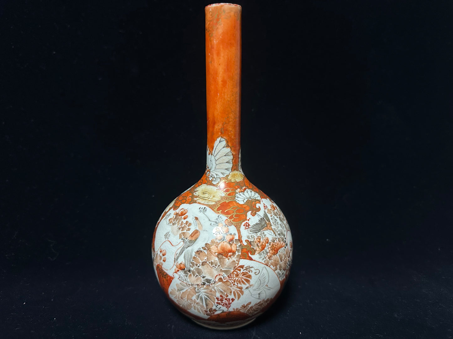 Auction History: Antique Kutani Long-Neck Bottle Vase (Over 100 Years Old)