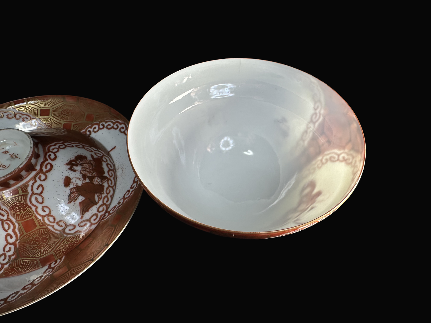 Kutani-yaki Sencha Tea Cups: A Glimpse into a Century of Artisanship