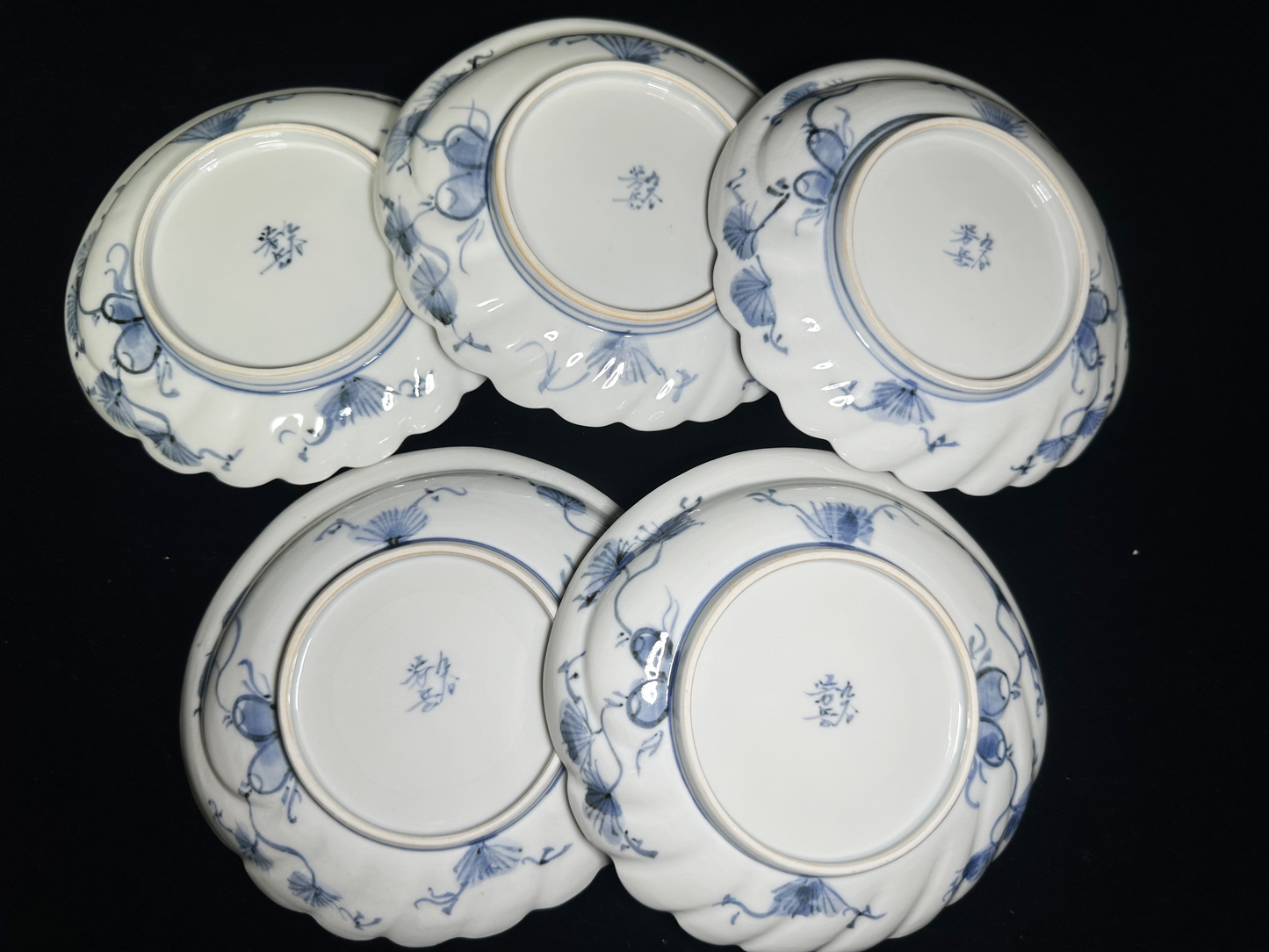 Exquisite Hand-Painted Kutani-yaki (Kutani Ware) Plates by a Ceramic Artist