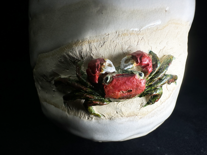 Rare Suigetsu Ware: Tea Cup by Founder Tsunekata (1st Gen) - Sculpted Crab　希少 水月焼：初代恒方 作 蟹細工入り湯呑み