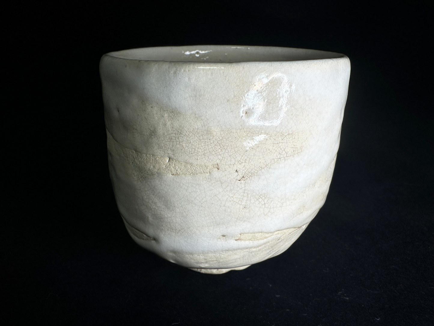 Rare Suigetsu Ware: Tea Cup by Founder Tsunekata (1st Gen) - Sculpted Crab　希少 水月焼：初代恒方 作 蟹細工入り湯呑み