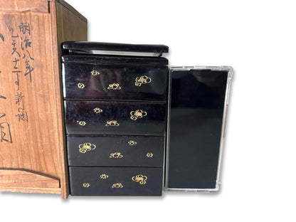Meiji 8 (1875) Imperial Era Small Tiered Bento Box (Ko-Jubako) 明治8年 銘入り 小重箱 明治8年（1875年）の年号が記された希少なお品