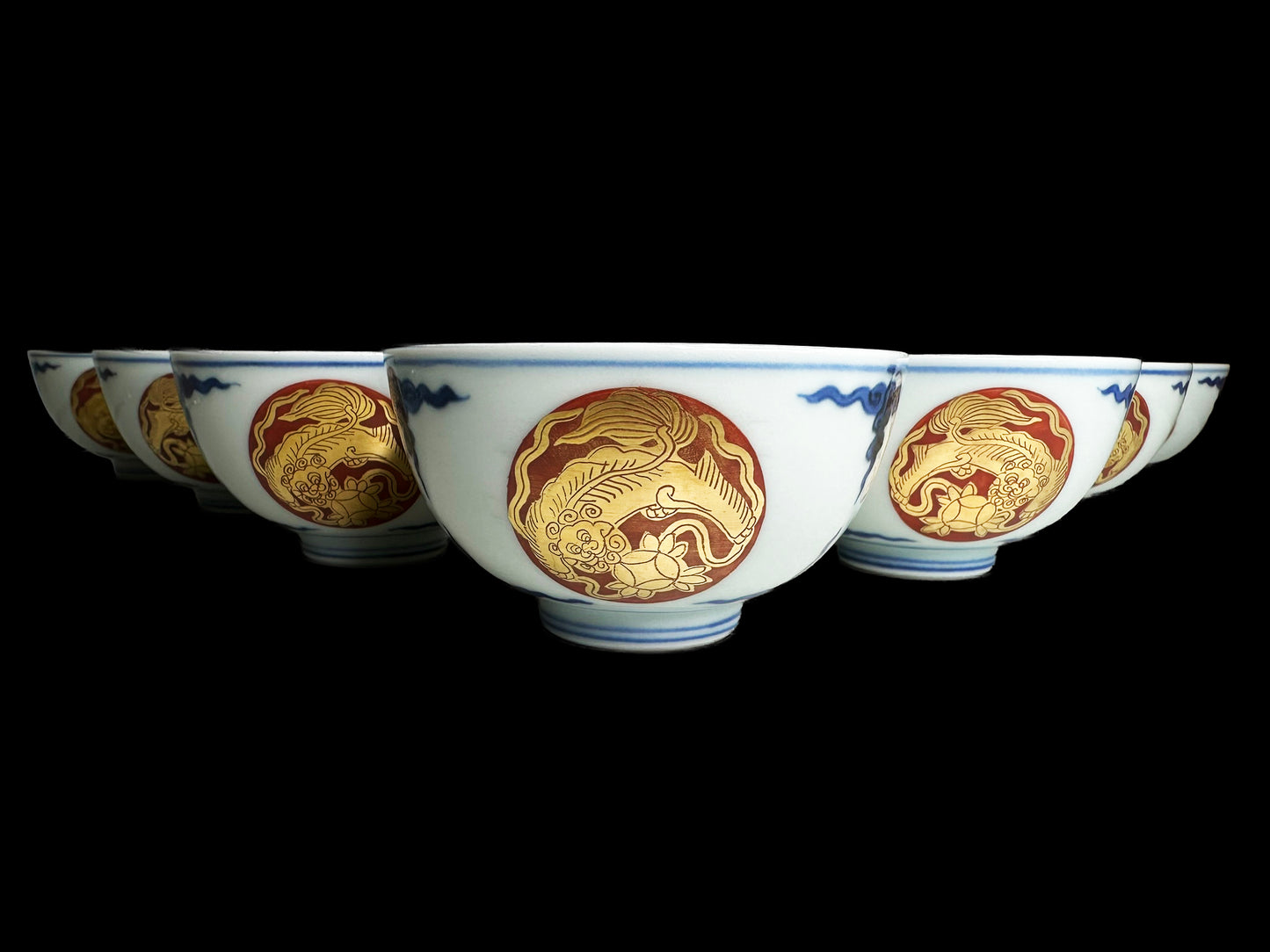 The Zenith of Hospitality: Eiraku Zengoro Tea Bowls. 千家十職「永楽善五郎」 汲出し茶碗（10客）