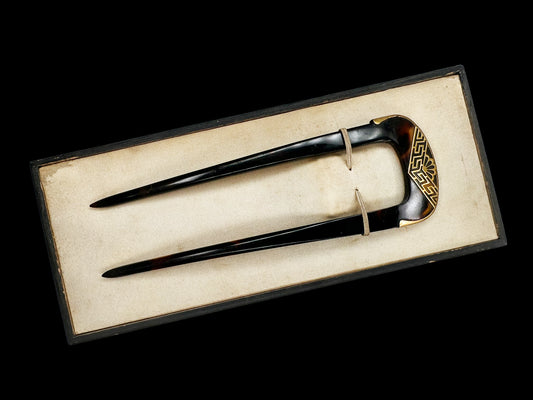 19th Century Tortoiseshell Hairpin with 20K Gold　20金装飾 鼈甲（べっこう）かんざし