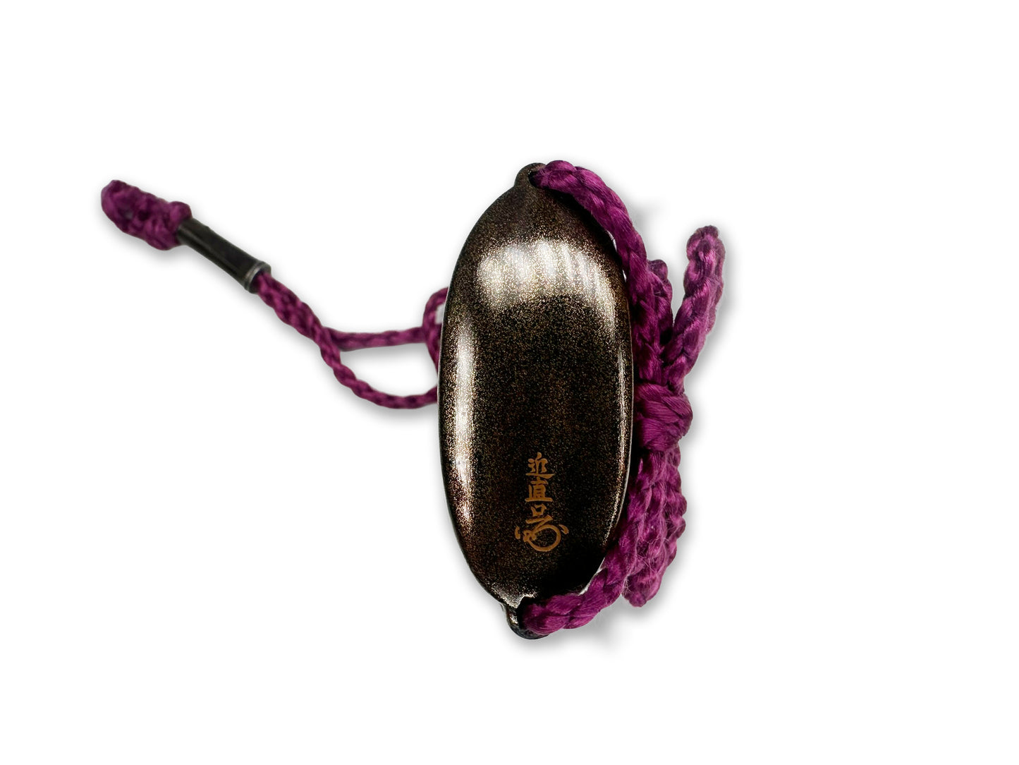 Masterpiece by Ueda Chikanao: 200-Year-Old Gold Lacquer Inro Featuring a Majestic Hawk 上田近直による傑作：凛々しい鷹が描かれた200年前の金蒔絵印籠