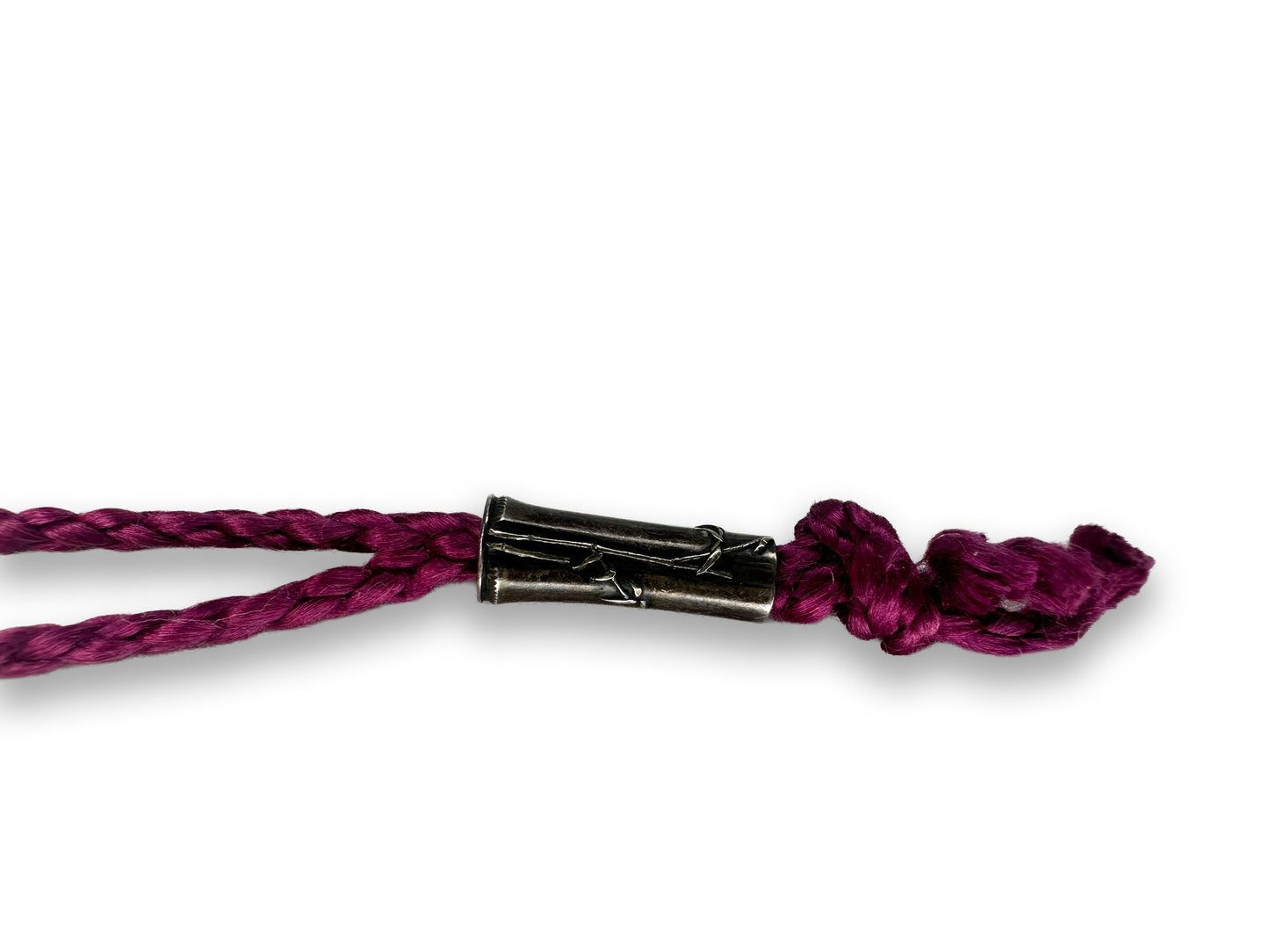 Masterpiece by Ueda Chikanao: 200-Year-Old Gold Lacquer Inro Featuring a Majestic Hawk 上田近直による傑作：凛々しい鷹が描かれた200年前の金蒔絵印籠