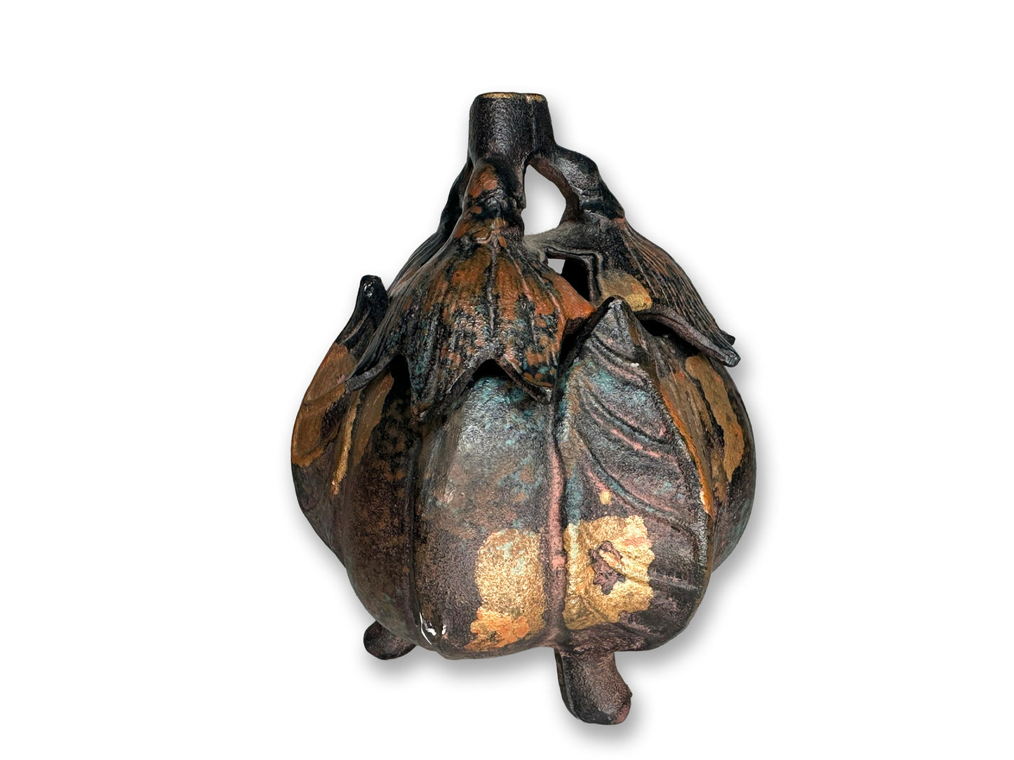 The Sacred Eggplant — An Incense Burner of Fulfillment 縁起物の「茄子」香炉
