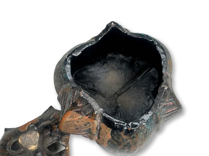 The Sacred Eggplant — An Incense Burner of Fulfillment 縁起物の「茄子」香炉