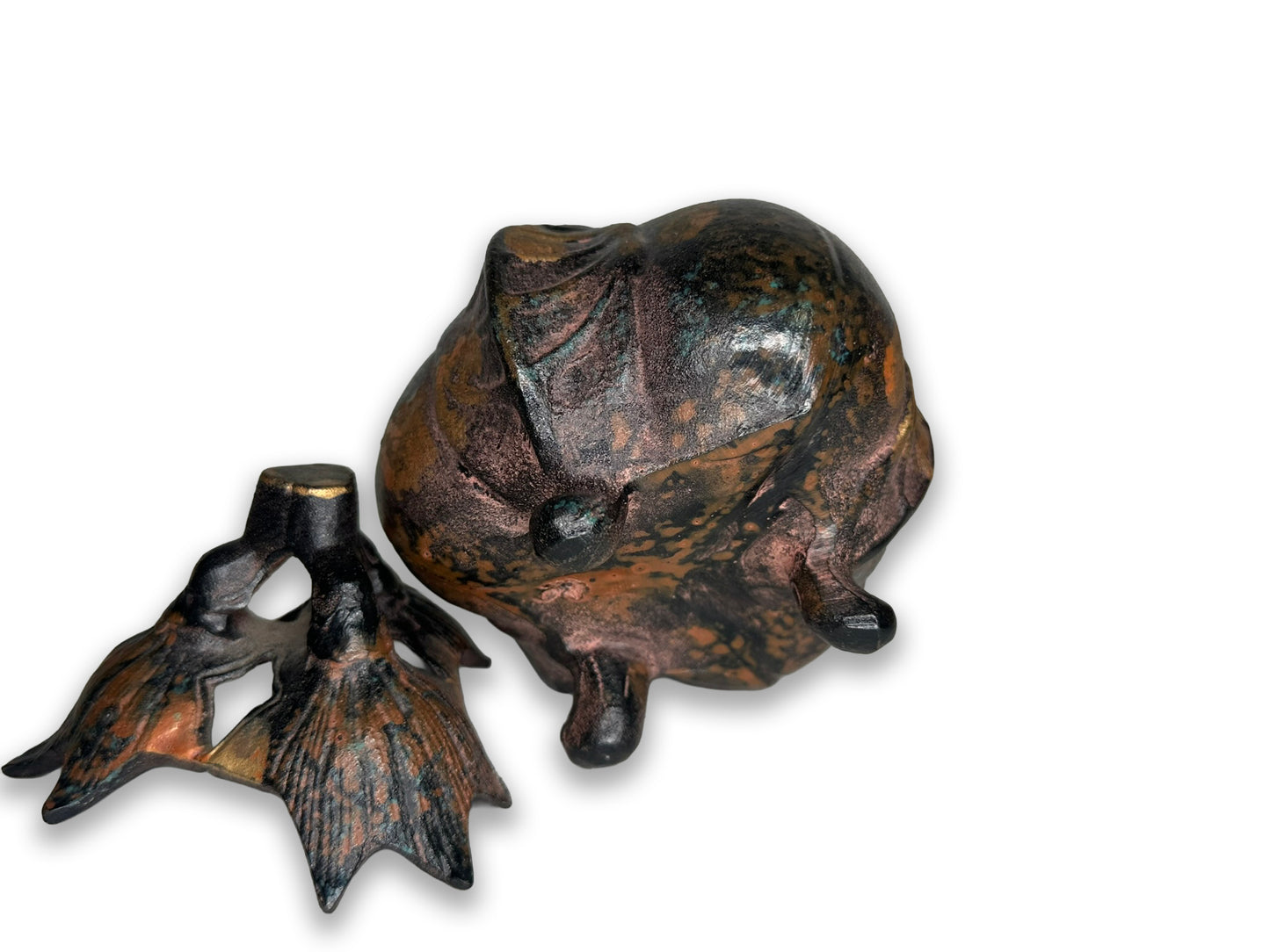 The Sacred Eggplant — An Incense Burner of Fulfillment 縁起物の「茄子」香炉